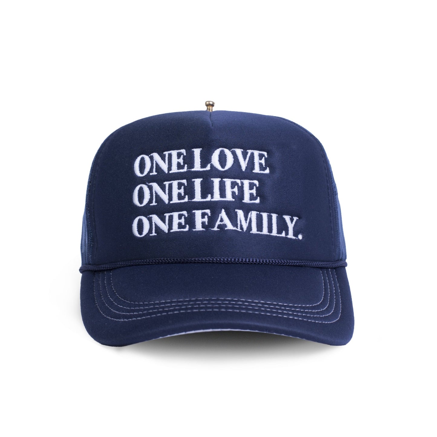 Snapback One Love One Life One Family Bleu de luxe marque française france homme femme classique mixte unisexe de qualité bio haute couture prêt-à-porter streetwear accessoire de qualité légère rembourrée confortable réglable fermeture réglable broderie one love one life one family.